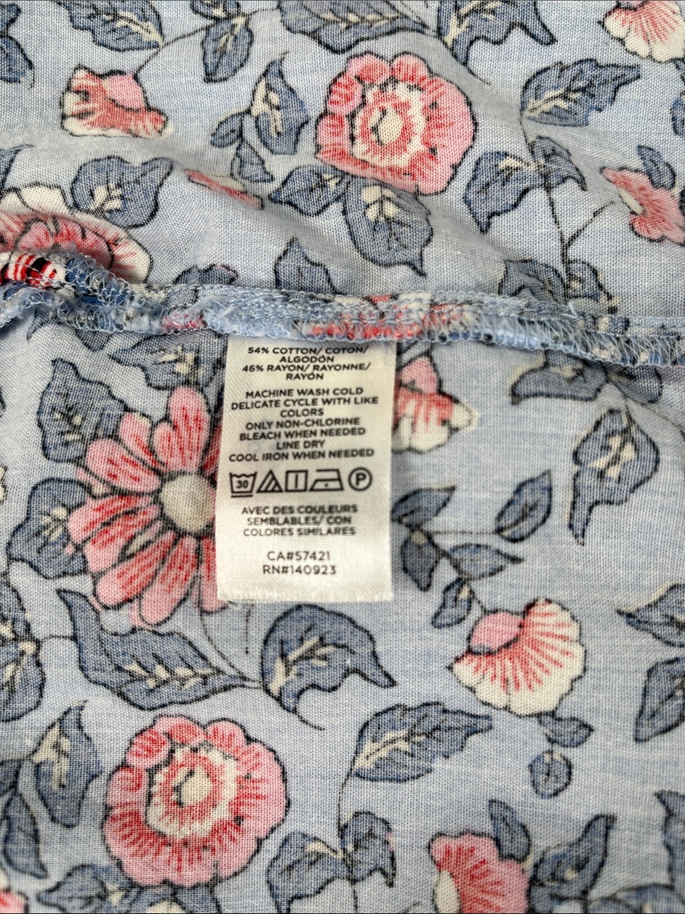 LOFT Blue Floral Puff-Sleeve Blouse with Red and Pink Flowers Sz XXL - Picture 8 of 9